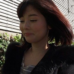 結依
